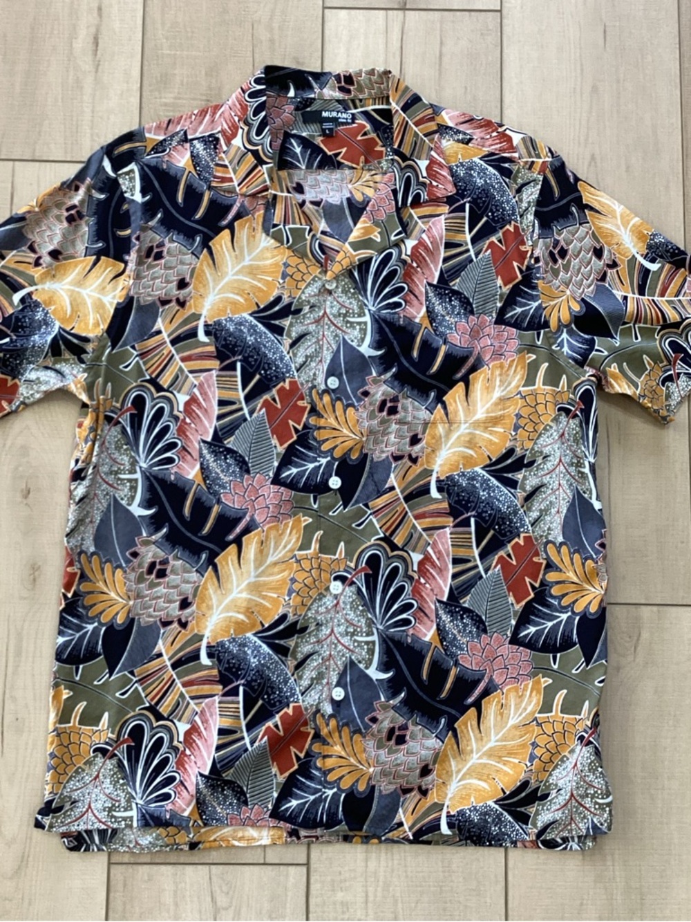Men’s Murano Slim Fit Tropical Short Sleeve Shirt Size L